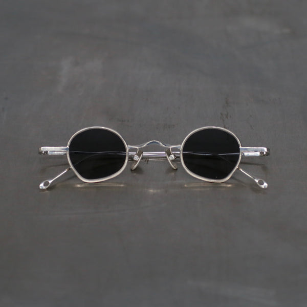 Rigards RG1935AG series special-shaped sterling silver sunglasses RG-RG1935AG-CYPGSH sterling silver polished frame dark gray lenses